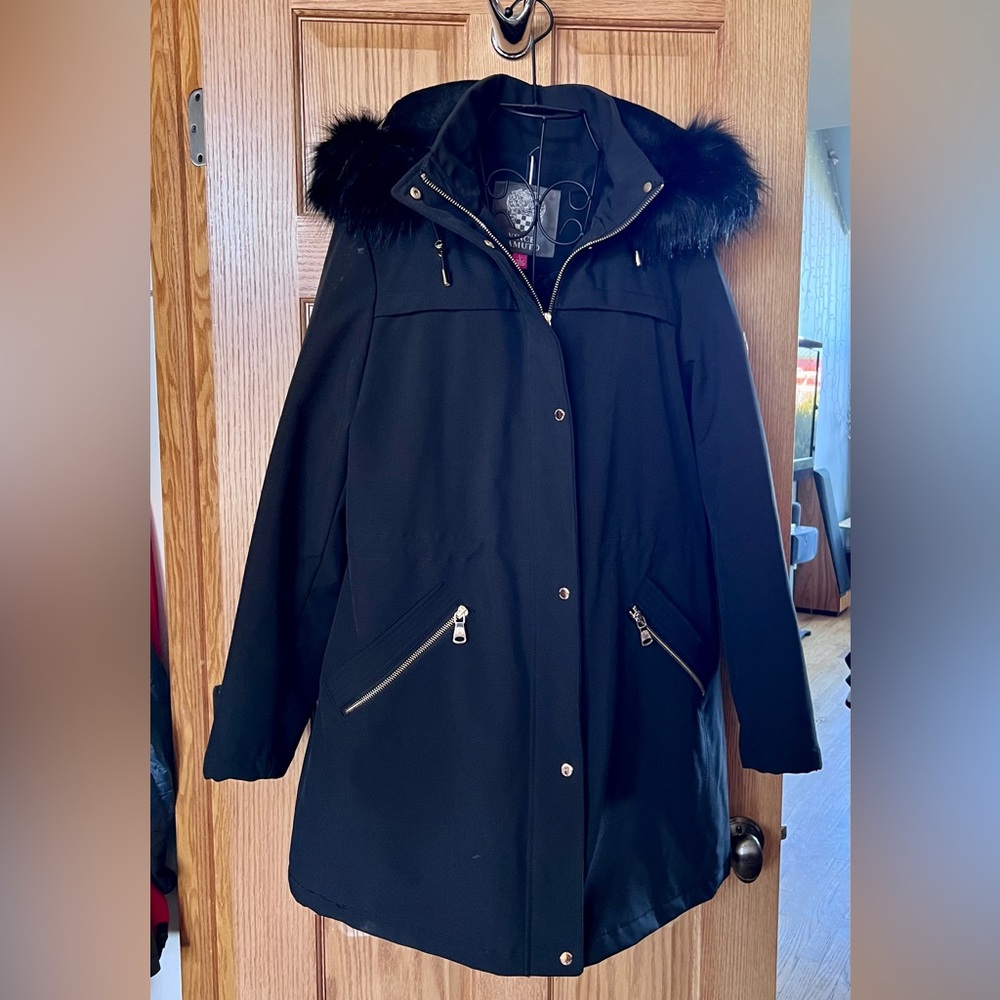 Vince Camuto never worn jacket for cold weather.